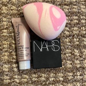 Mini makeup bundle 💕